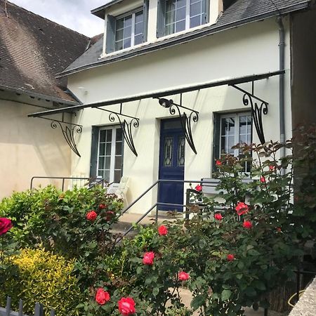 Town House Jumilhac-Le-Grand Villa Exteriör bild