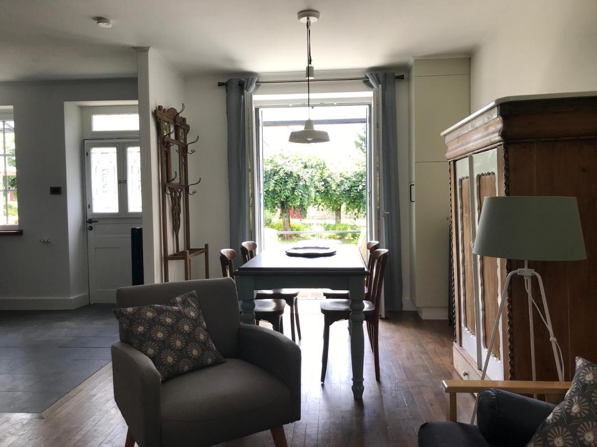 Town House Jumilhac-Le-Grand Villa Exteriör bild